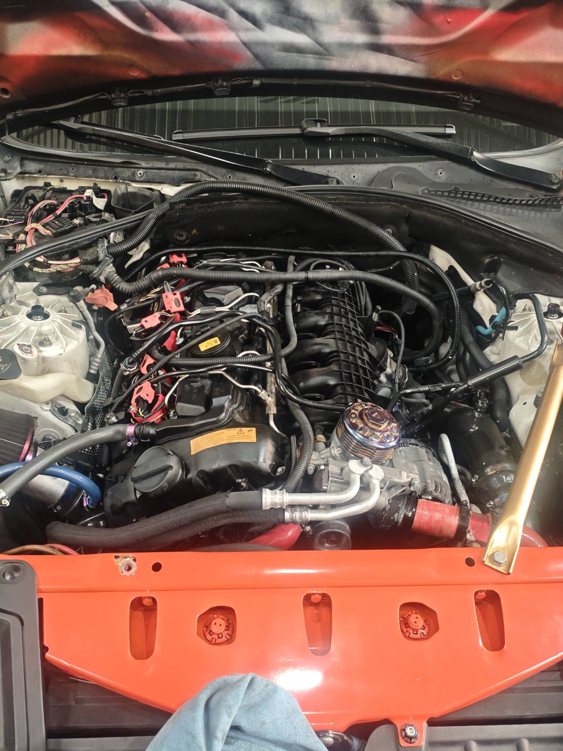 BMW N55引擎維修完成，氣缸蓋蓋板復原中｜聯承汽車台中