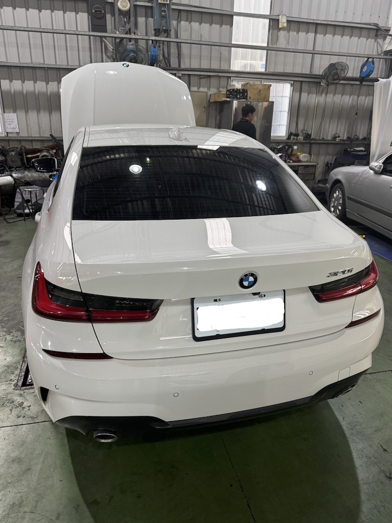 BMW 320i G20 完成氣門油封更換，車輛整備完成準備交車