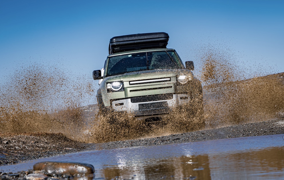 台中LandRover Defender引擎漏油｜不是每家廠都懂Defender，聯承汽車L663 Ingenium引擎專業維修