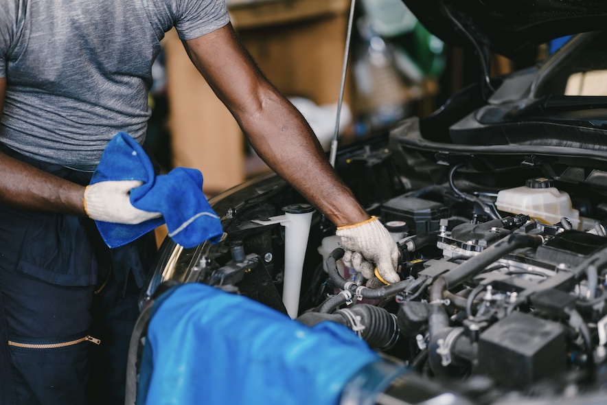 台中Lexus快速保養推薦|Lexus定期保養週期、油電系統與保養費用完整解析